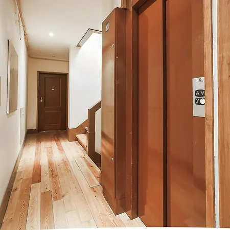 Lv Premier Baixa- Pr * Lisboa